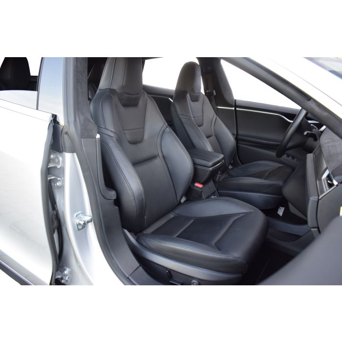Seat covers Tesla Model S