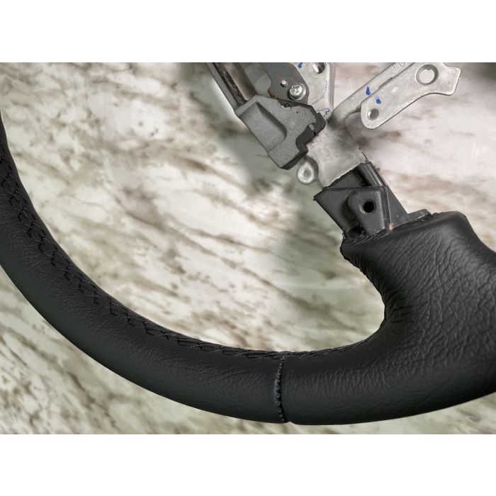 Steering wheel for Toyota Land Cruiser 120