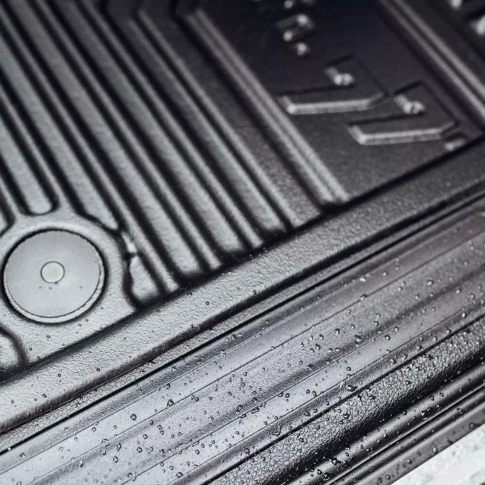 Floor mats for Toyota Prius